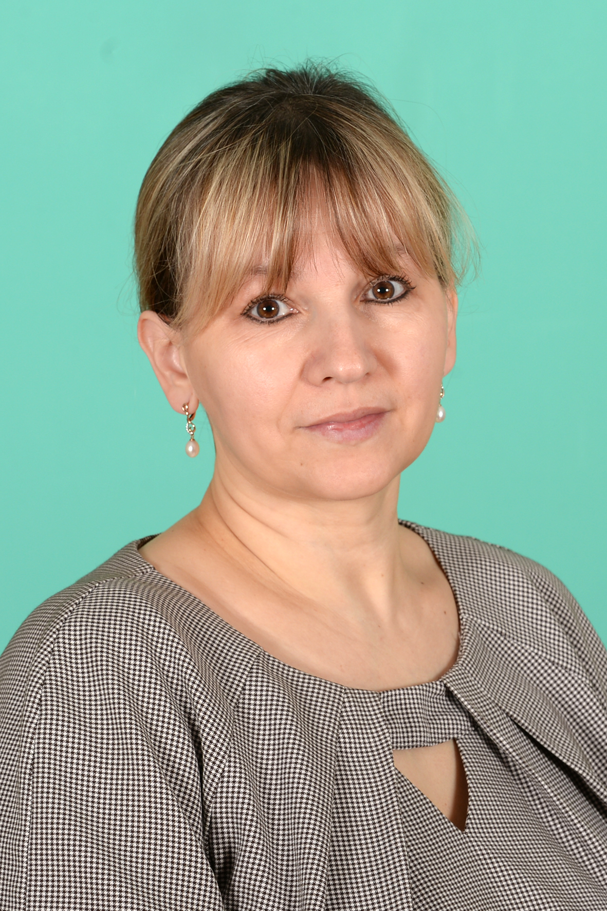Ярославская Ирина Николаевна.